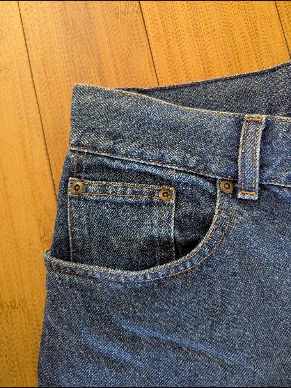 L.L. Bean Women Classic Straight-Leg Jeans - Picture 3 of 4